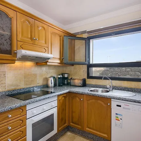 فيلة Aguamarina 4 *